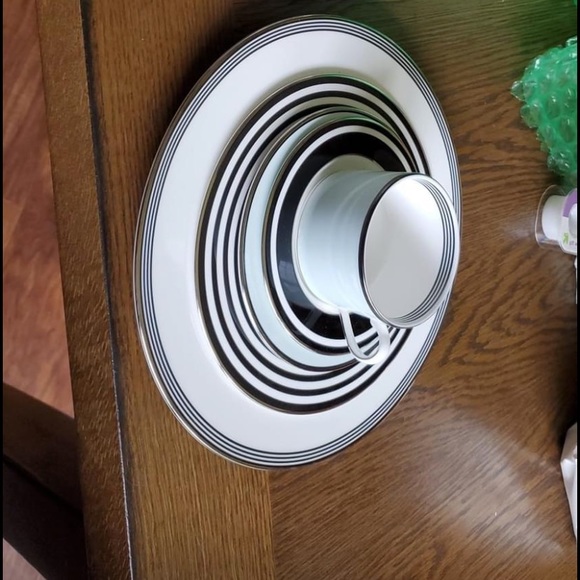 Other - Kate spade China set of 2